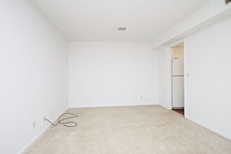 1609 Amherst St in Charlottesville, VA - Building Photo - Building Photo