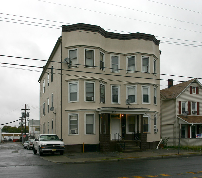 245 E Blackwell St in Dover, NJ - Building Photo