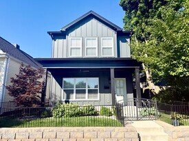 621 Thomas St in New Albany, IN - Building Photo