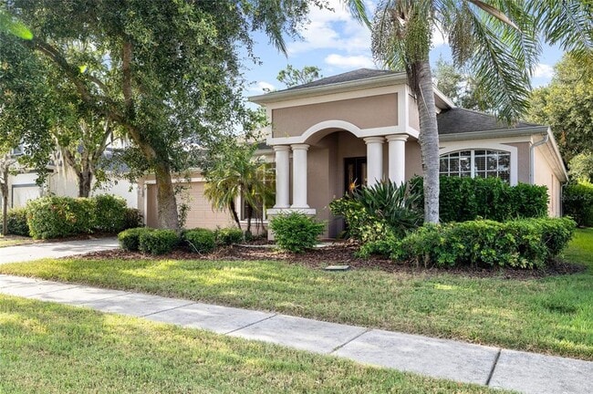 property at 27417 Silver Thatch Dr