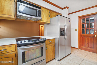 106 Darteze Dr in Lafayette, LA - Building Photo - Building Photo
