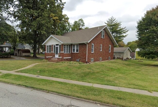 property at 1204 Caseyville Ave