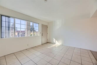 3604 Thomas Ave in North Las Vegas, NV - Building Photo - Building Photo