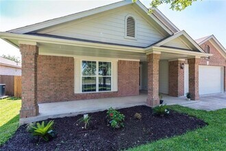 3761 Rod Carew Dr in Round Rock, TX - Building Photo - Building Photo