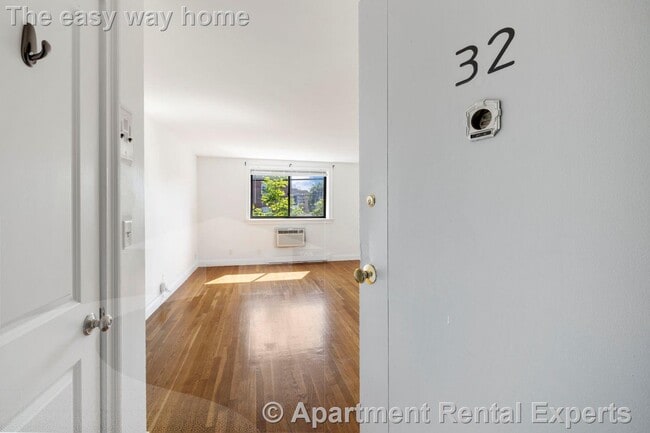 134 Summer St, Unit #32 in Malden, MA - Foto de edificio - Building Photo