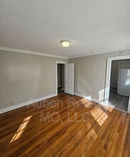 5411 Harrison St in Kansas City, MO - Building Photo - Building Photo