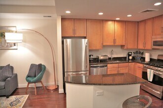 1111 Oronoco St in Alexandria, VA - Building Photo - Building Photo