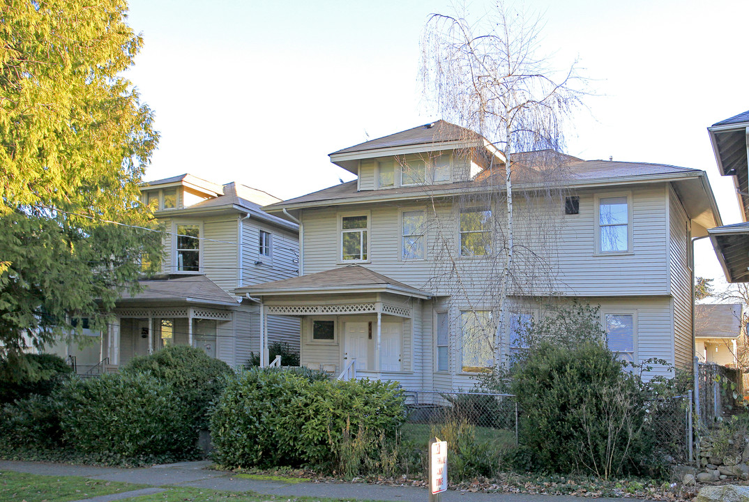 Central Village in Seattle, WA - Foto de edificio