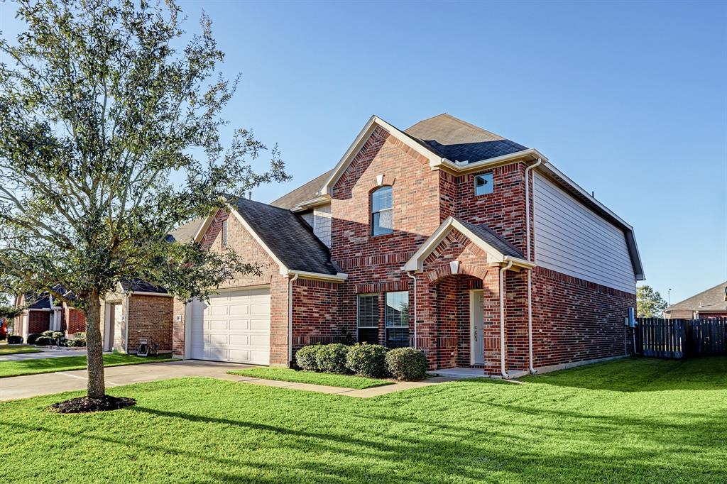 25806 Westbourne Dr in Katy, TX - Building Photo