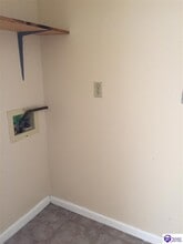 503 Independence Ct in Radcliff, KY - Building Photo - Building Photo