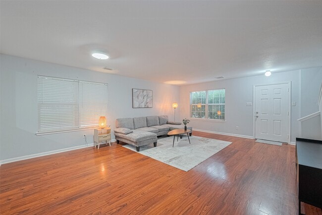 property at 2123 Gable Hollow Ln