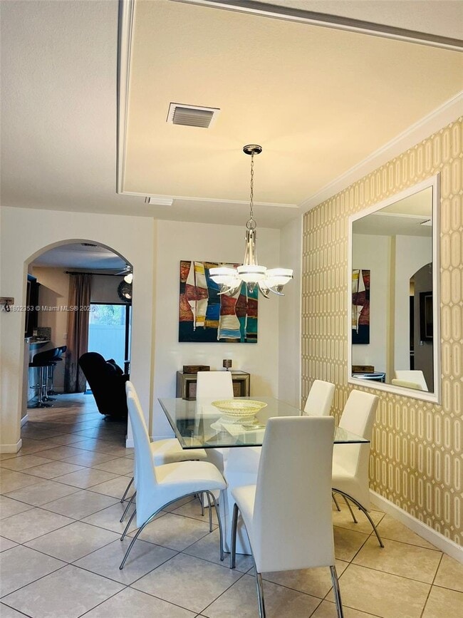3532 W 88th Terrace in Hialeah, FL - Building Photo - Building Photo