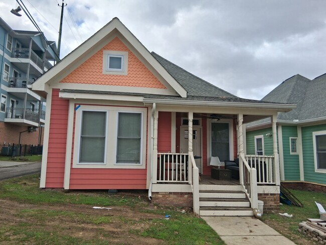 215 16th St in Knoxville, TN - Building Photo - Building Photo