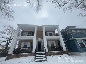 8208 Vineyard Ave in Cleveland, OH - Foto de edificio - Building Photo