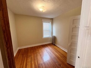 106 McLean Ave in Yonkers, NY - Building Photo - Building Photo