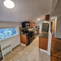 304 Warren Ave, Unit 2 in Mamaroneck, NY - Building Photo
