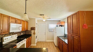 850 E 19th St in St. Cloud, FL - Building Photo - Building Photo