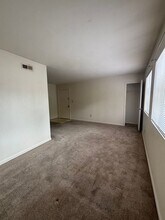 3511 Sewells Point Rd-Unit -Apt H in Norfolk, VA - Building Photo - Building Photo