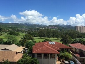 5122 Likini St, Unit Likini West in Honolulu, HI - Foto de edificio - Building Photo