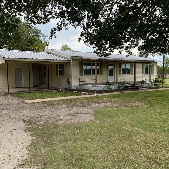 property at 1154 FM 1395