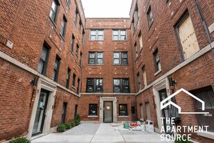 2121 N Sedgwick St, Unit 3 in Chicago, IL - Building Photo