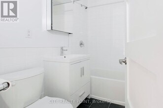 1545-1545 Bathurst St in Toronto, ON - Building Photo - Building Photo