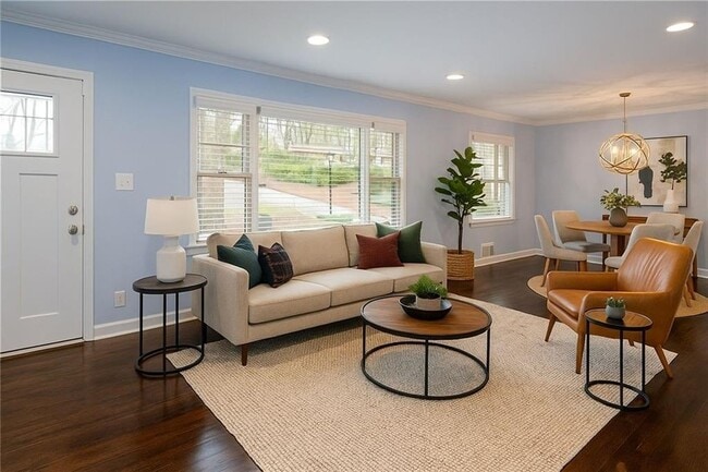 1855 Long Dr in Decatur, GA - Building Photo - Building Photo