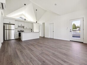 3608 49th Ave SW in Seattle, WA - Building Photo - Building Photo