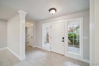 7922 N 125th E Ave in Owasso, OK - Foto de edificio - Building Photo