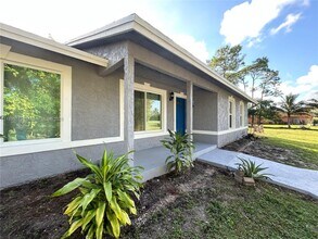 6452 Royal Palm Beach Blvd in West Palm Beach, FL - Building Photo - Building Photo