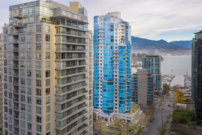 Palais Georgia in Vancouver, BC - Building Photo - Building Photo