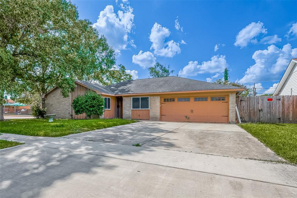 14222 Wadebridge Way in Houston, TX - Building Photo