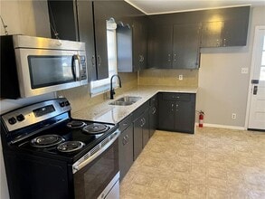 317 S Seward St in Siloam Springs, AR - Building Photo - Building Photo