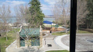 32942 Perret Blvd, Unit 1 in Lake Elsinore, CA - Building Photo - Building Photo