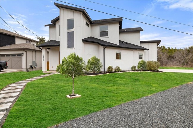 18200 Fair Ln in Jonestown, TX - Building Photo - Building Photo