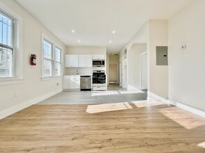 51 University Pl in Irvington, NJ - Building Photo - Building Photo
