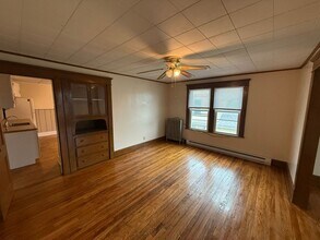 232 Hampden St in Chicopee, MA - Building Photo - Building Photo