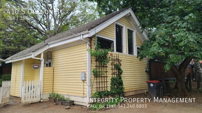 property at 410 S Oregon St