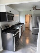 4539 Huntington Blvd in Hoffman Estates, IL - Building Photo - Building Photo