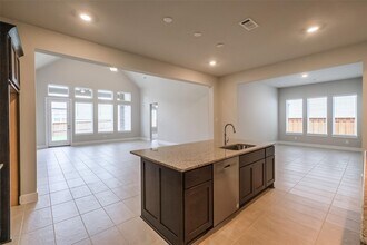 27208 Silent Rain Dr in Magnolia, TX - Building Photo - Building Photo