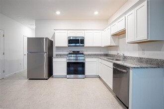 3277 Vesara Dr in Davenport, FL - Building Photo - Building Photo