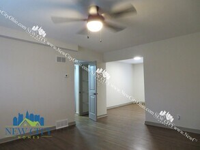 1963 W Broad St in Columbus, OH - Building Photo - Building Photo