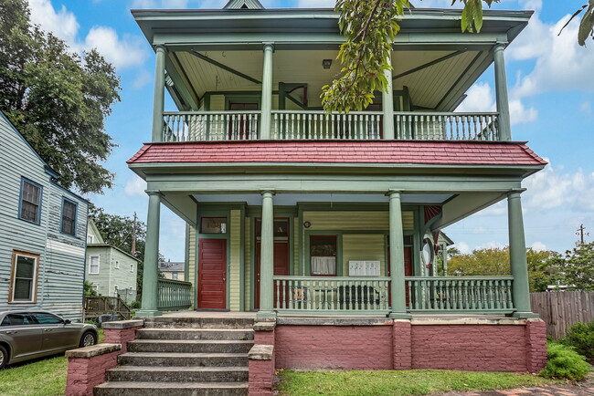 308 E Anderson St in Savannah, GA - Building Photo - Building Photo