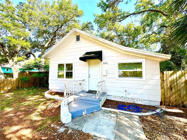 property at 665 26th Ave S