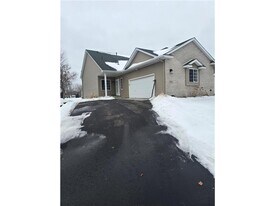 3933 93rd Ave N in Minneapolis, MN - Building Photo