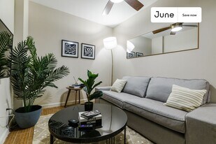 7 Eldridge St in New York, NY - Building Photo