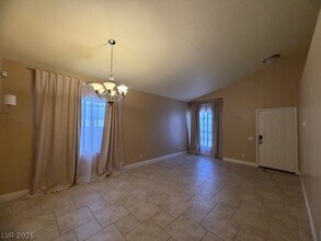 3021 Pismo Beach Dr in Las Vegas, NV - Building Photo - Building Photo