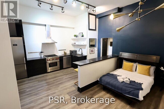 property at 631-631 Queen St W
