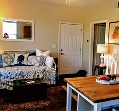 1624 16th Ave S in Nashville, TN - Building Photo - Building Photo