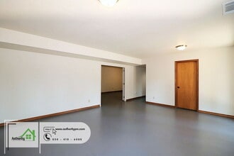 10560 Old Oregon Trail in Redding, CA - Building Photo - Building Photo